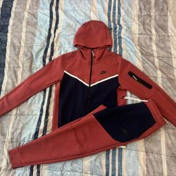 Nike Tech, Pink/Navy Blue 