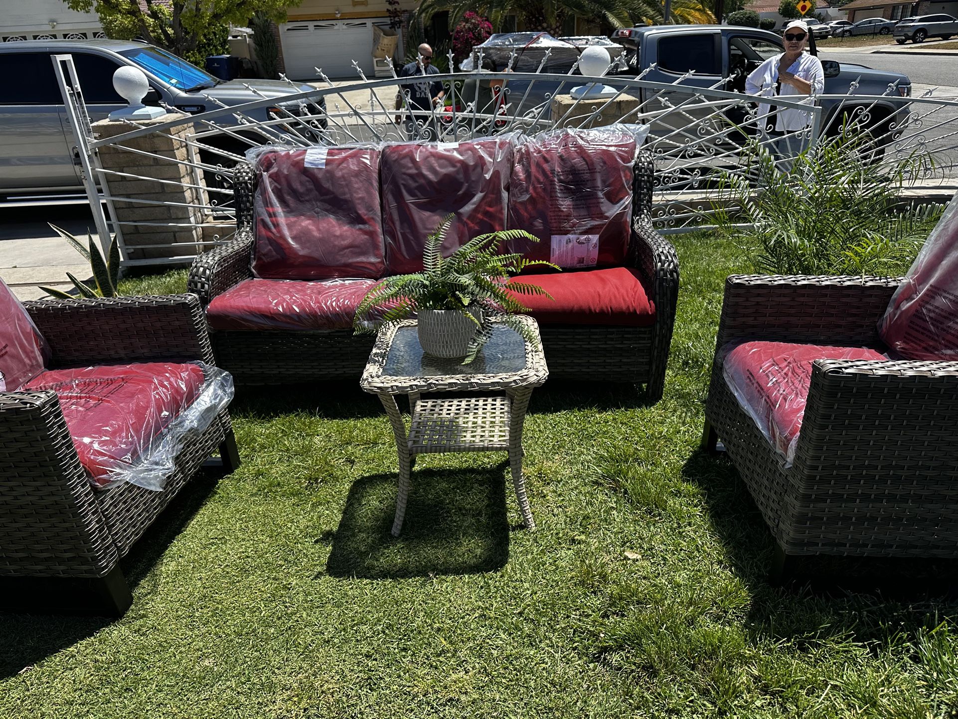 Brand New Patio Set
