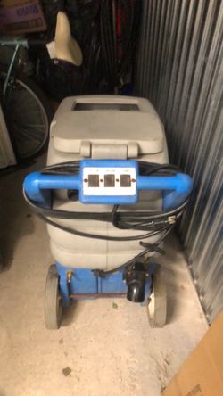 Upholstery and carpet cleaner machine