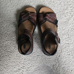 Men Size 10  Dr. Scholls Sandals