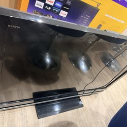52” Sony Flat Screen With Roku