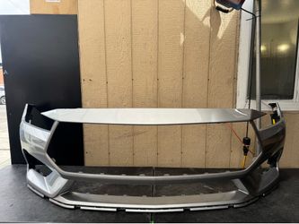 2024 2025 FORD MUSTANG FRONT BUMPER COVER OEM USED