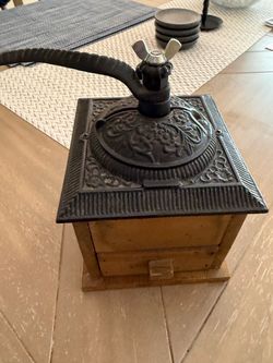 Vintage Cast Iron Coffee Grinder – Local Pickup Only