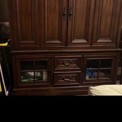 Tv &Entertainment Center