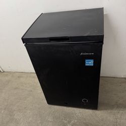 Black Deep Chest Freezer Free Local Delivery/30 Day Warranty