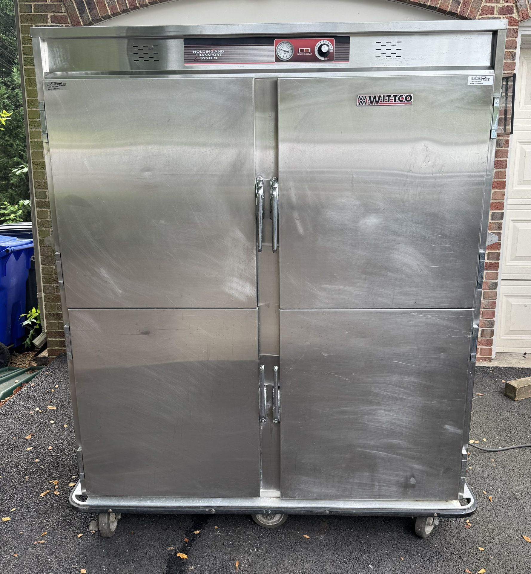 4 Door Wittco Heated Holding and Transport Banquet Cabinet 