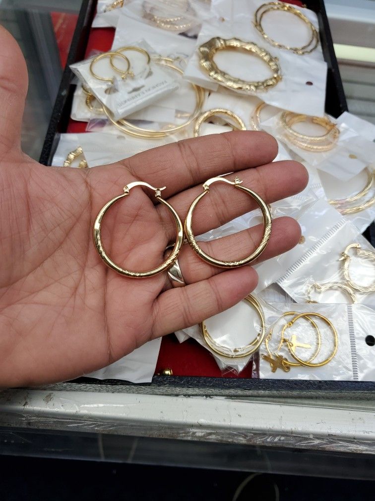 HOOP EARRINGS GOLD PLATED