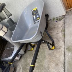 New Gorilla wheel barrow