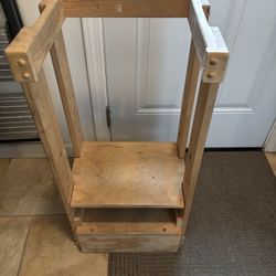 Toddler Helper Stand