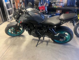 Yamaha MT-07 Naked Sport Motorcycle