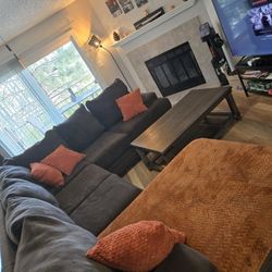 Extremely comfortable sectional Couch