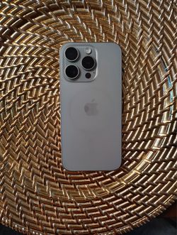 iPhone 15 pro