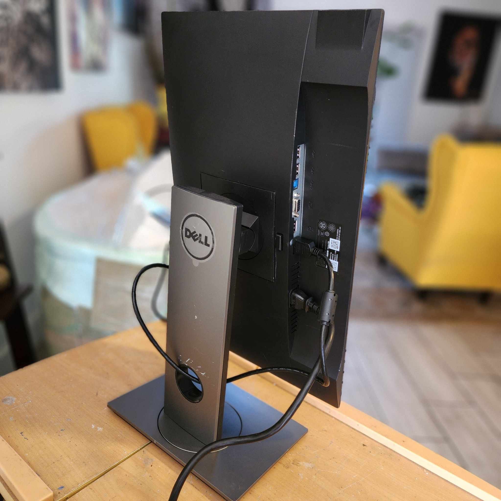 Dell P2219H 21.5-inch Monitor Full HD IPS Display with DP