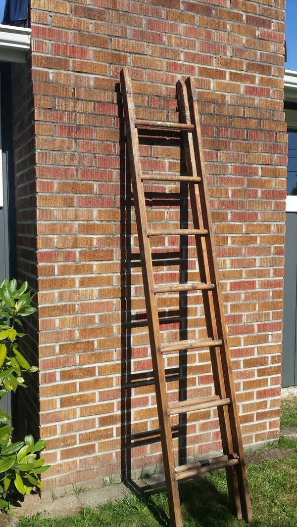 Old wooden extension ladder for Sale in Tacoma, WA - OfferUp