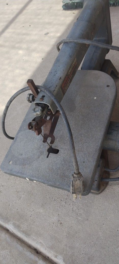 Sears Craftsman 16" Variable Speed Scroll Saw 5" Plain End Blade Holder Cast Iron Base
