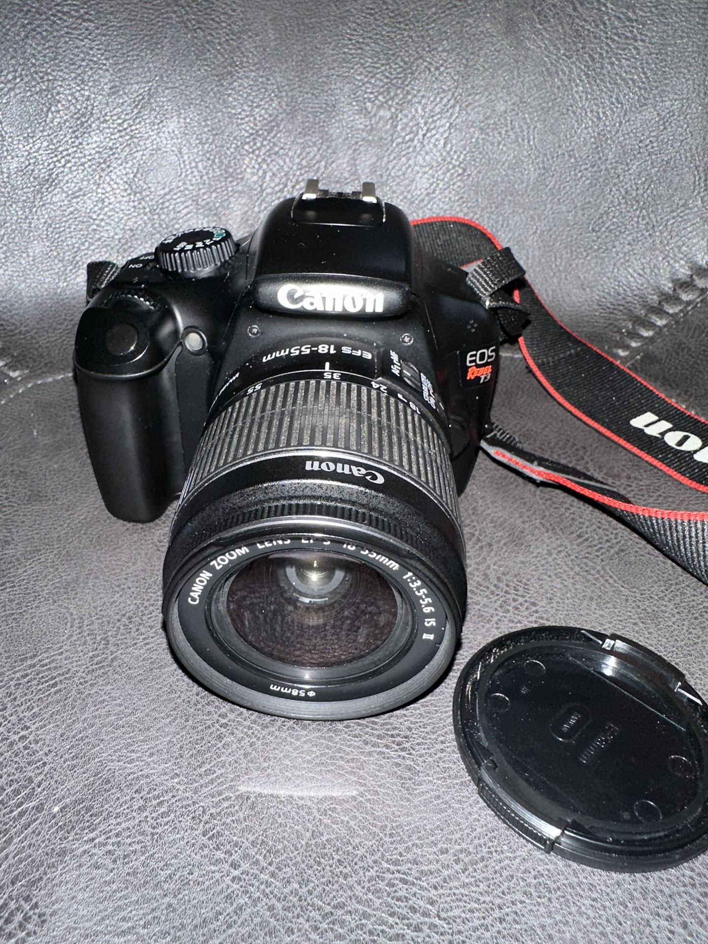 Canon EOS Rebel T3 1100D + Lente 18-55mm + Bolsa de transporte