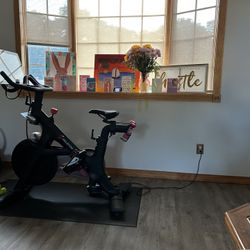 Peloton Bike