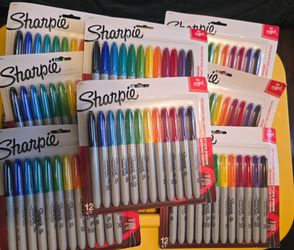 NEW Sharpie Permanent Markers – 12 Assorted Colors