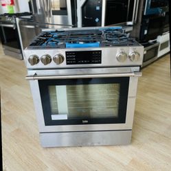 BEKO 30 Stainless Steel Slide-In Range MOD:SLGRSS