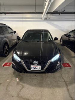 2021 Nissan Altima SV