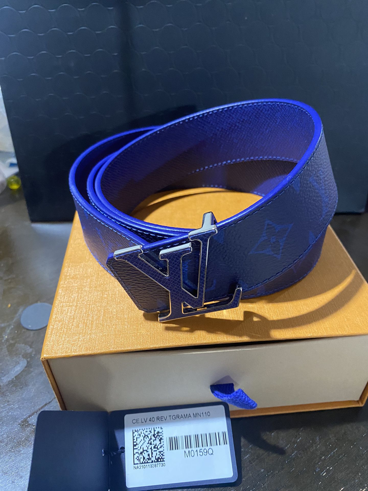LV Initiales Reversible Belt Monogram Taigarama Wide 85 for Sale