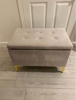 Cream Storage Ottoman with Gold Legs – Modern & Functional