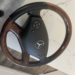 W221 Mercedes Benz Steering Wheel Complete 