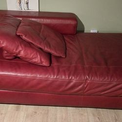 Red Leather Lounger By Cindy Crawford Home Collection