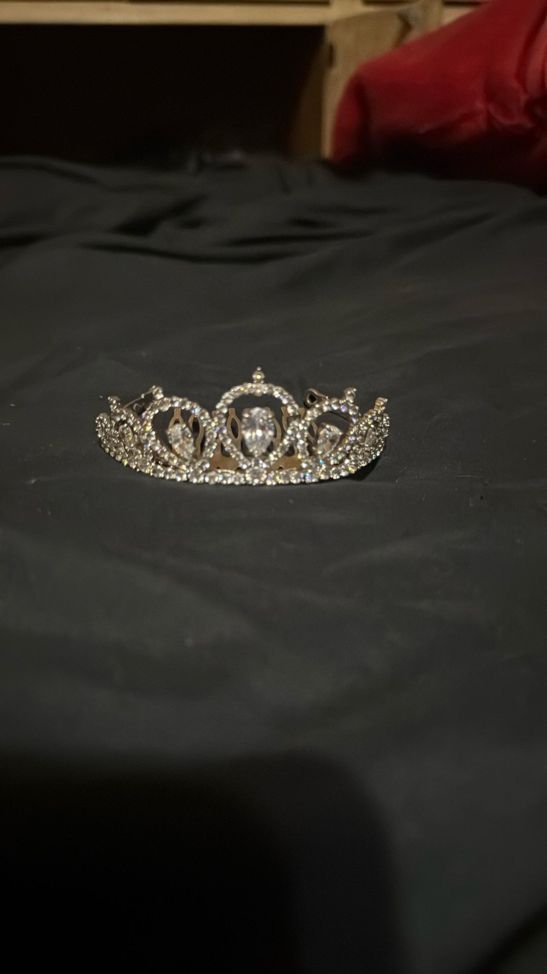 small tiara clip in