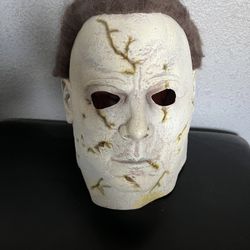 HALLOWEEN MASK  