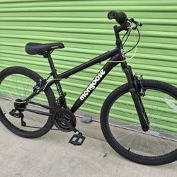 MONGOOSE MOUNTAIN BIKE 21 SPEEDS TIRE 24 SIZE M