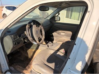 Ford Explorer XLT V8