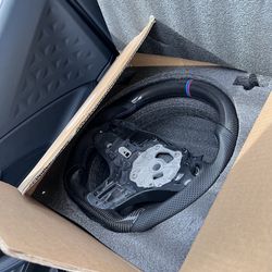 Carbon steering wheel