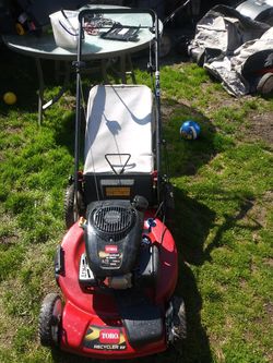 Toro self propelled lawnmower