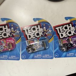 3 limited edition sonic Tech Decks