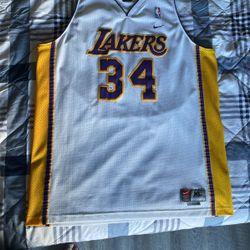 LA Lakers O’Neil Jersey 