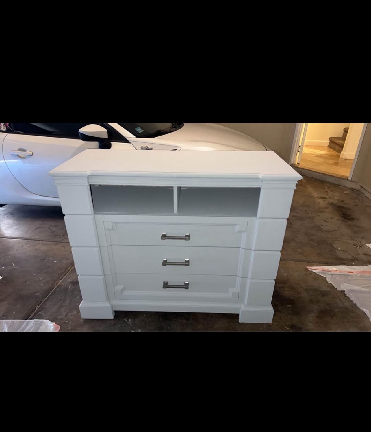 Dresser