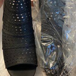 BRAND NEW WEDGE SHOE BY FERGALICIOUS