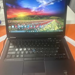 i5…i5…i5…i5. Dell Latitude model # E-7470. LAPTOP   WINDOWS 10 Professional  ……… FULLY LOADED with MICROSOFT  and PHOTOSHOP  and ADOBE  ACROBAT. 2022 