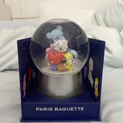 BT21 Paris Baguette Snow Globe