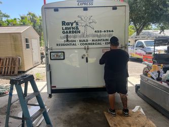 Vehicle lettering