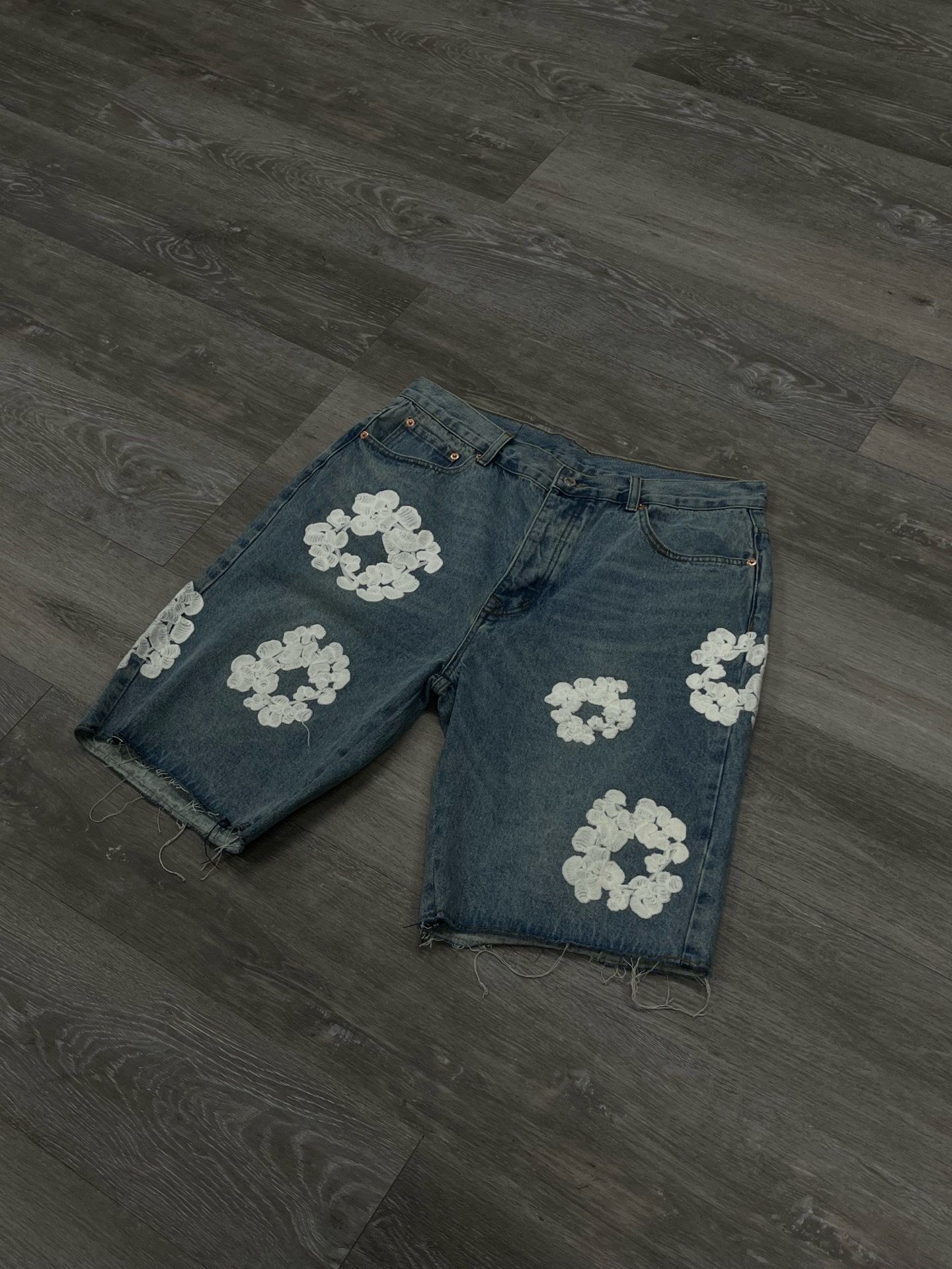 Levi denim jorts