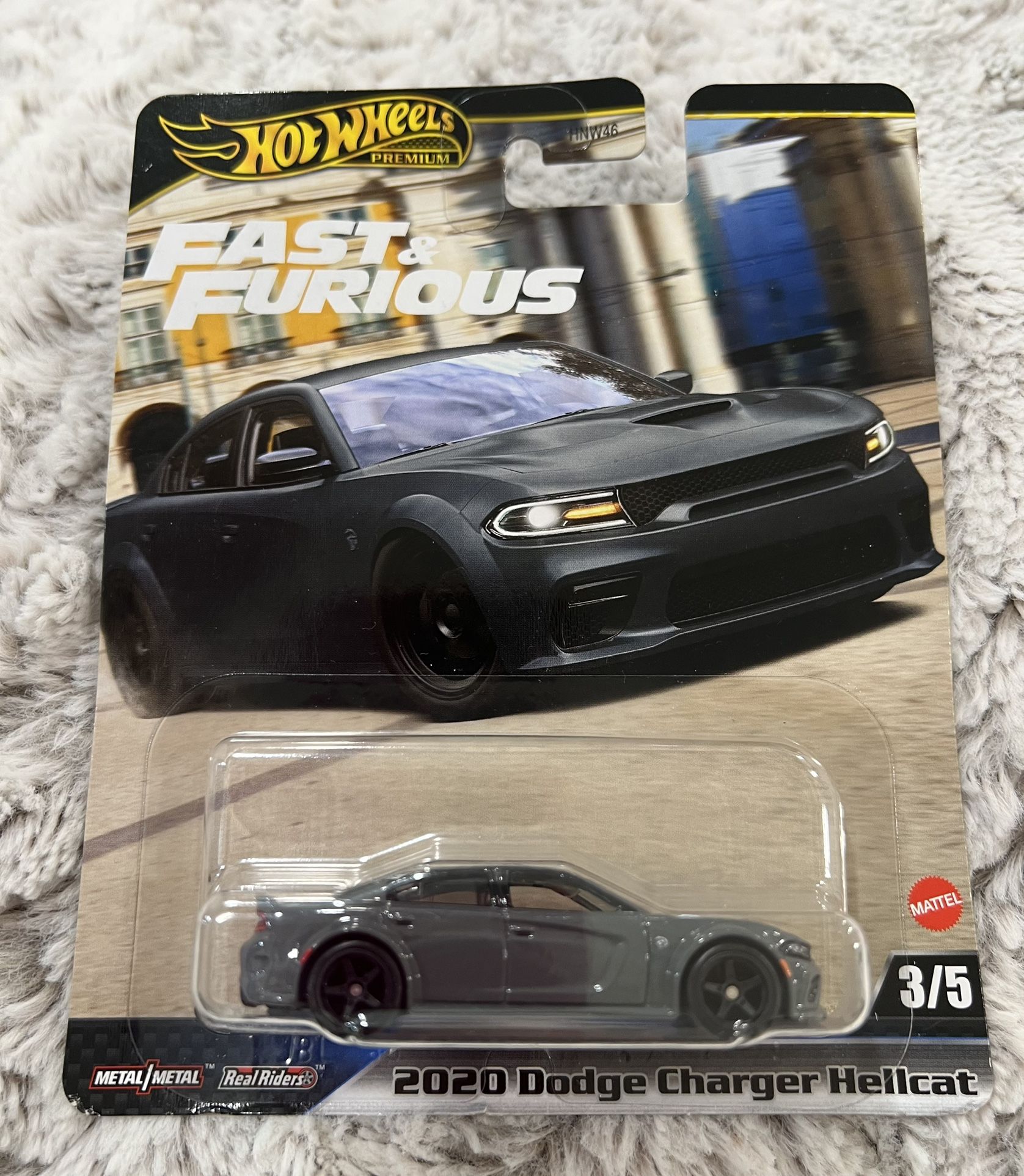 Hot Wheels Premium Fast and Furious 2020 Dodge Charger Hellcat