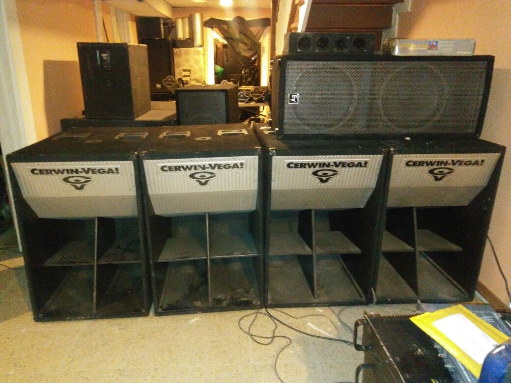 Cerwin vega l36 dj woofers speakers dj pa band