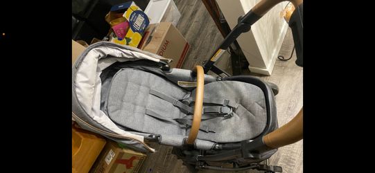Graco Stroller – Gently Used, Great Condition!