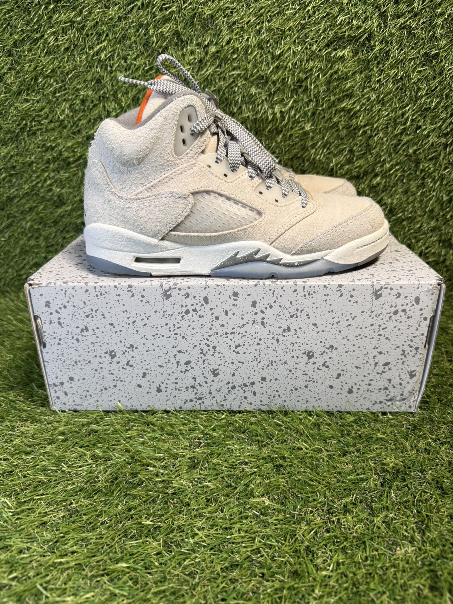Size 4.5Y - Jordan 5 Retro SE Craft Light Orewood Brown