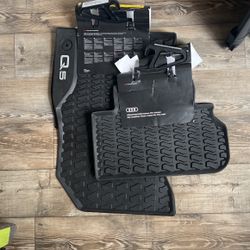 Audi Q5 Rubber Floor Mats