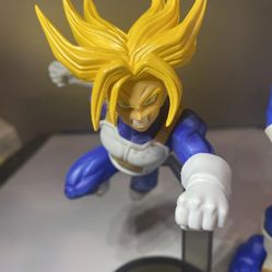 Dragon Ball Z Super Saiyan Trunks and Super Saiyan Vageta Solid Edge Works Lot