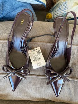 BRAND NEW Zara Kitten Heels