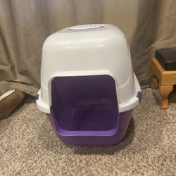 Large Covered Litter Box With Filter For Ventilation 